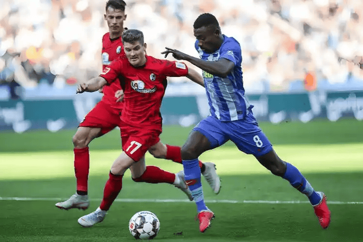 九州娱乐-包含弗赖堡惊险逆转，保住主场不败纪录的词条