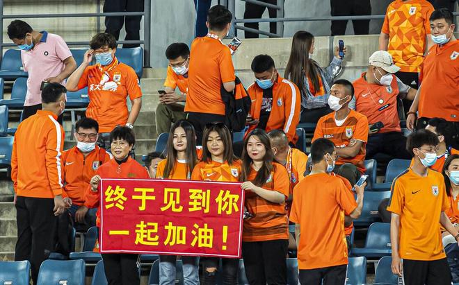 九州娱乐-包含巴塞罗那客场告捷，稳坐淘汰赛资格的词条