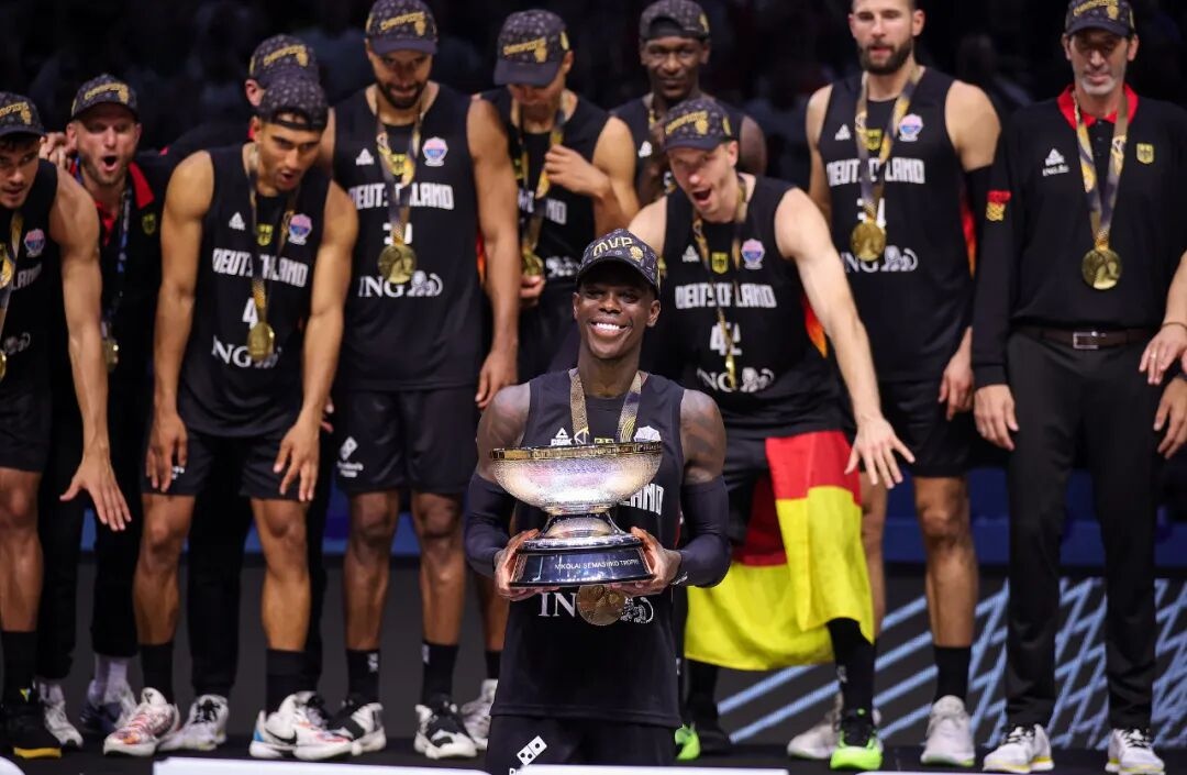 德国连胜，轻松晋级欧洲杯(德国连胜,轻松晋级欧洲杯视频)